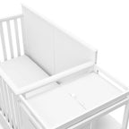 Graco Hadley 5-in-1 Convertible Crib and Changer with Drawer