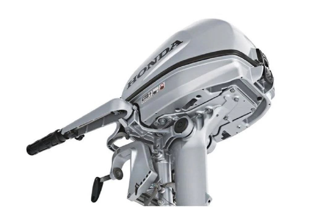 5 HP outboard motor with tiller, 20-inch shaft